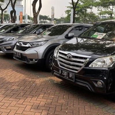 5 Mobil Bekas di Bawah 100 Juta Terbaik 2025 – Irit, Awet, dan Cocok untuk Harian!